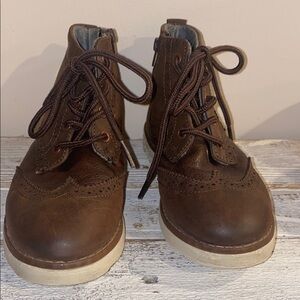 Cat & Jack wingtip boot shoes size 1